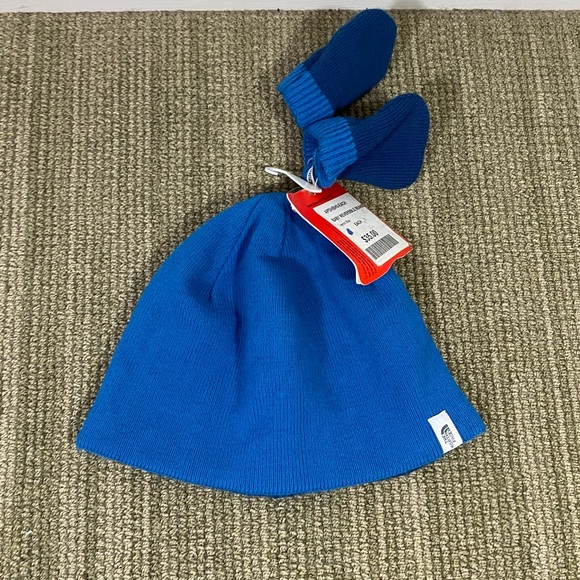 NEW North Face Infant Reversible Beanie & Mitten Set - Hero Blue - Picture 1 of 8